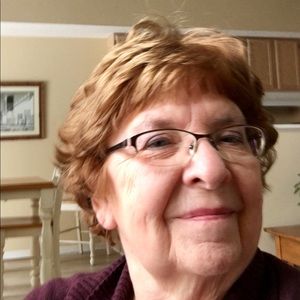 Meet your Posher, Claudia